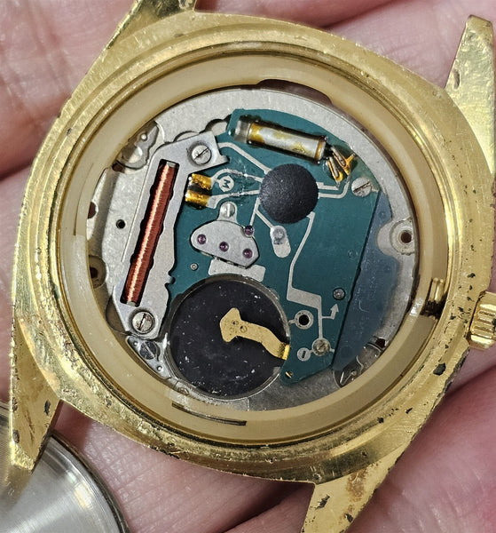 PROJECT TO FIX BULOVA COIN RIMMED BEZEL GOLD PLATE MENS QUARTZ WATCH 9204