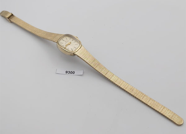 PROJECT TO FIX HAMILTON TEXTURED DIAL GOLD PLATED EU SHIP LADIES WATCH 9300