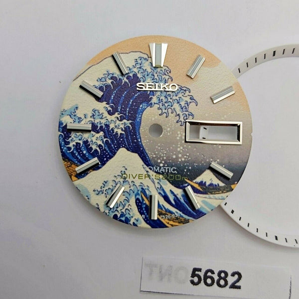 SEIKO GREAT WAVE KANAGAWA DIAL 7S26 0020 SKX007 MOD DIAL MINUTE TRACK WATCH 5682