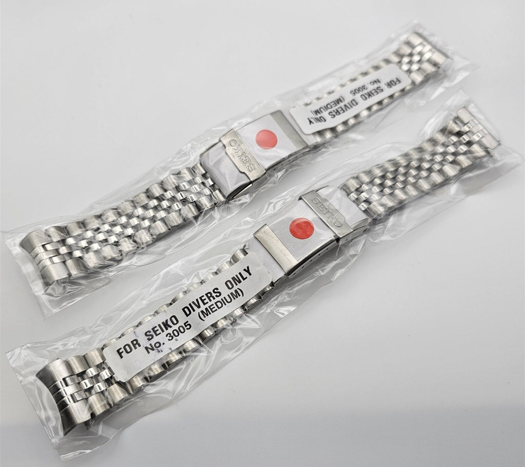 NEW LOT OF 2 SEIKO JUBILEE SS BRACELET 20mm 7S26 0030 SKX013 WATCH FOLDED TYPE A
