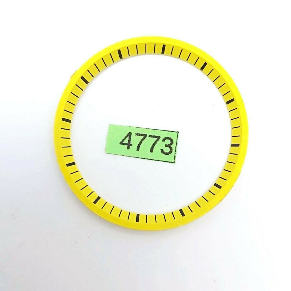 USED SEIKO MENS 7002 7000 YELLOW MINUTE TRACK SEIKO WATCH BVT04773