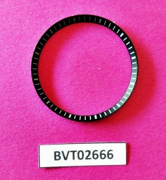USED SEIKO MENS 7002 7020 BLACK MINUTE TRACK SEIKO WATCH BVT02666