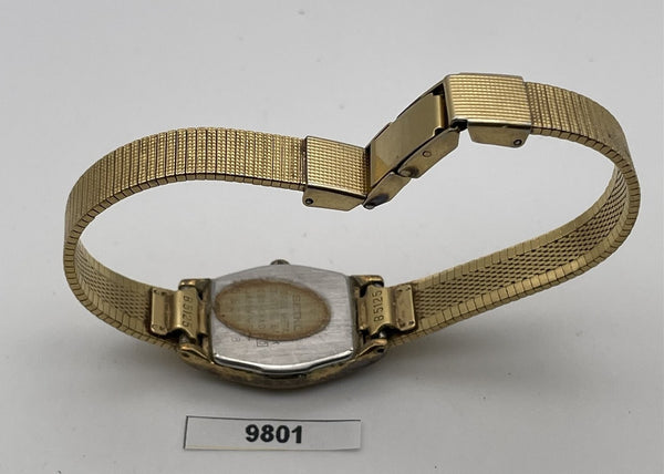 CLASSIC SEIKO 2c20 6440 QUARTZ 550338 LADIES DRESS WATCH 9801