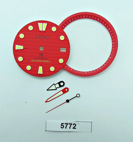 SEIKO PROSPEX RED WAFFLE DIAL MINUTE TRACK HANDS SET 7002 7000 SUPERLUME 5772