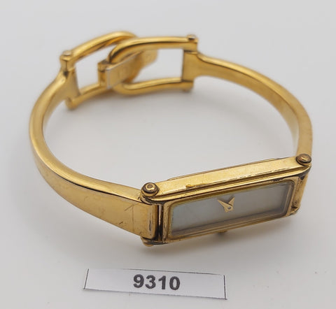 PROJECT TO FIX GUCCI LADIES BANGLE GOLD PLATE 1500 WATCH EU SHIP WATCH 9310
