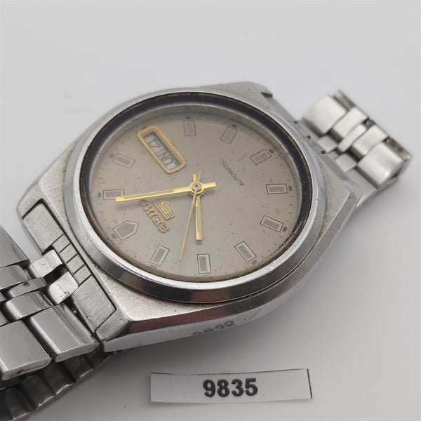PROJECT TO FIX SEIKO 5 7009 8761 MENS SS AUTO DAY DATE WATCH BVT09835