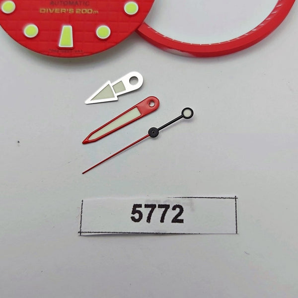 SEIKO PROSPEX RED WAFFLE DIAL MINUTE TRACK HANDS SET 7002 7000 SUPERLUME 5772