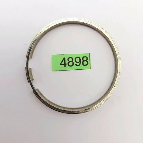 HARD TO FIND USED ORIENT METAL MOVEMENT HOLDER FOR MIDSIZE DIVE WATCH BVT04898