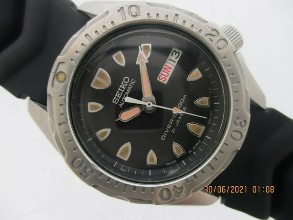 03' SEIKO 7S26 0010 AUTO MIDSIZED DAY DATE DIVE SS 3n0584 EU SHIP SERVICED WATCH