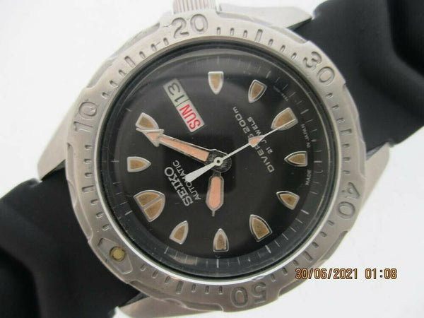 03' SEIKO 7S26 0010 AUTO MIDSIZED DAY DATE DIVE SS 3n0584 EU SHIP SERVICED WATCH