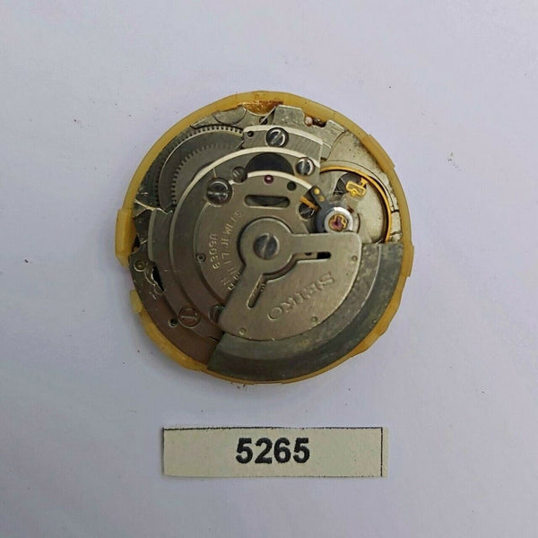 USED SEIKO MOVEMENT AFTERMARKET DIAL & HANDS 6309 7290 7040 WATCH BVT05265