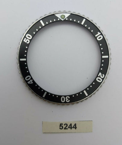 USED SEIKO MENS BEZEL WITH INSERT FOR 7s26 0020 SKX007 WATCH BVT05244