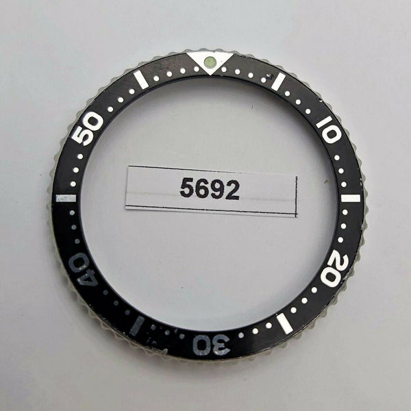 USED SEIKO MENS BEZEL WITH INSERT FOR 7s26 0040 SKX031 WATCH BVT05692