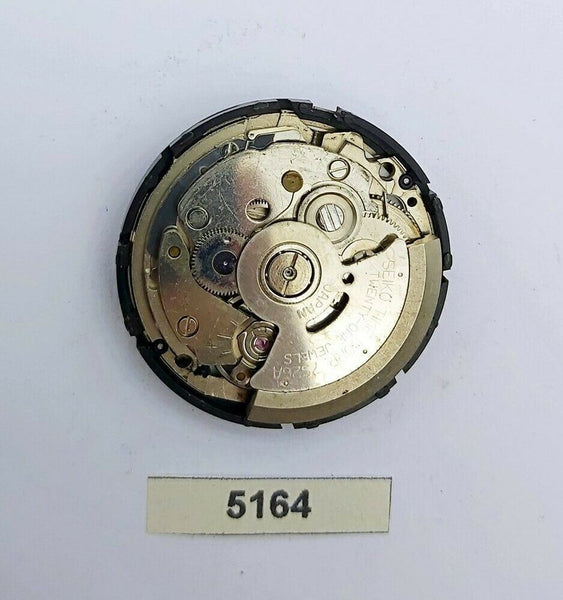 USED SEIKO CALIBER 7S26 AUTO MOVEMENT W/ DIAL HANDS 7S26 0010 MIDSIZE BVT05164