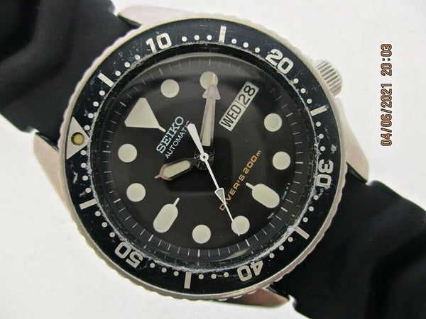 00' SEIKO 7S26 0030 AUTO MIDSIZED BLACK DAY DATE 060742 EU SHIP SERVICED WATCH