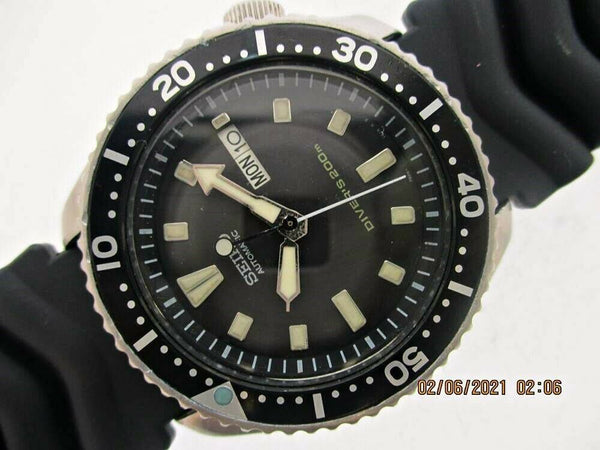 PROJECT TO FIX 03' SEIKO 7S26 0020 SKX007 BULLET DIAL AUTO DAY DATE 391557 WATCH