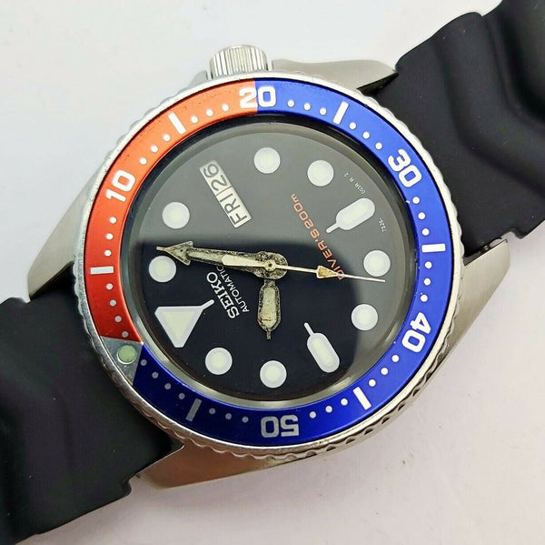 04' SEIKO 7S26 0030 AUTO MIDSIZED PEPSI DAY DATE 408106 EU SHIP SERVICED WATCH