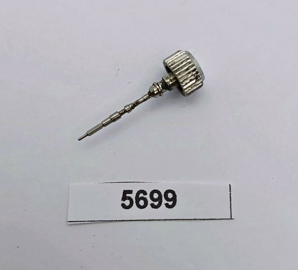 USED SEIKO MIDSIZED CROWN AND STEM FOR 7S26 0010 0030 SKX001 WATCH BVT05699
