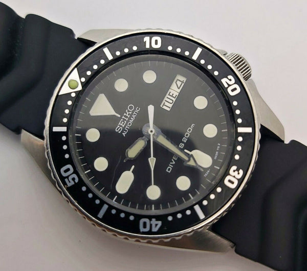 03' SEIKO 7S26 0030 AUTO MIDSIZED BLACK DAY DATE 3n0651 EU SHIP SERVICED WATCH