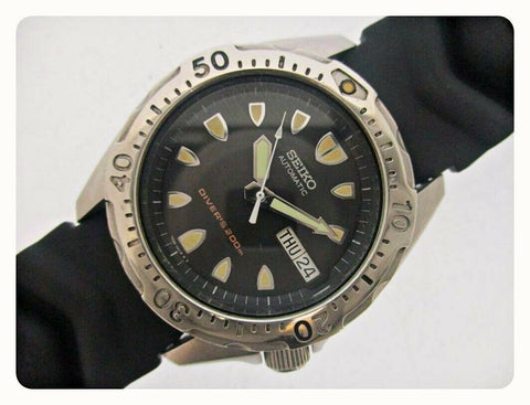 1996 SEIKO 7S26 0010 AUTO MIDSIZE DAY DATE DIVE SS 600084 EU SHIP SERVICED WATCH